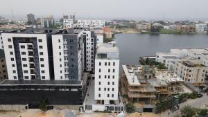 4 bedroom Maisonette For Sale Banana Island Ikoyi Lagos
