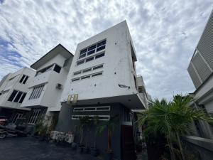 5 bedroom Semi detached Duplex For Rent Banana Island Ikoyi Lagos