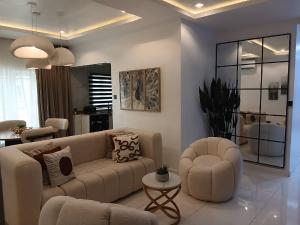 2 bedroom Flat & Apartment For Rent Lekki Right Side Lekki Phase 1 Lagos
