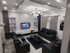 4 bedroom Duplex Short let Oba Dosunmu Street, Ikeja GRA Lagos 4 bedroom Duplex Short let Oba Dosunmu Street, Ikeja GRA Lagos
