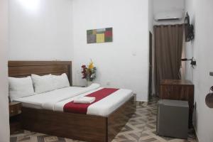 1 bedroom Self Contain Short let Citec Estate,4th Avenue. Gwarimpa Gwarimpa Abuja Phase 3 