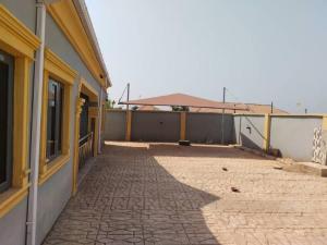 3 bedroom Detached Bungalow For Sale Wire And Cable, Olude Apata Ibadan Oyo