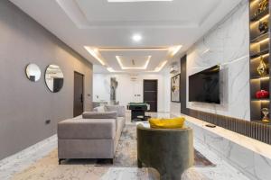 2 bedroom Mini Flat Short let Ikate Elegushi Lekki Lagos 2 bedroom Mini Flat Short let Ikate Elegushi Lekki Lagos