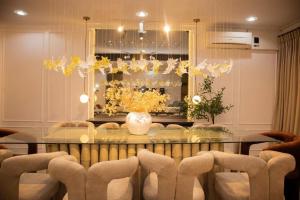 3 bedroom Flat & Apartment Short let Gerard Road Ikoyi Lagos