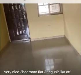 3 bedroom House For Rent Ijesha Surulere Lagos
