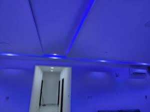 3 bedroom Block Of Flats For Rent Victoria Island Lagos
