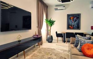 2 bedroom Block Of Flats For Rent The Residences Club Road Ikoyi Ikoyi Lagos