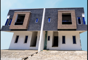 3 bedroom Flat & Apartment For Sale Meridian Park Awoyaya Ajah Lagos