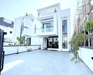 5 bedroom Detached Duplex For Sale Chevron Drive Lekki Lagos
