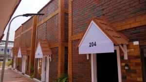 1 bedroom Duplex For Rent Onike Iwaya, Yaba Close To Unilag Onike Yaba Lagos