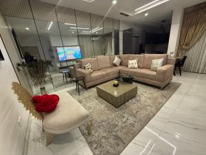 1 bedroom Mini Flat Short let Off Freedom Way Lekki Phase 1 Lagos