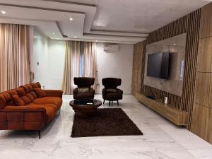 2 bedroom Block Of Flats For Rent Oniru Victoria Island Lagos