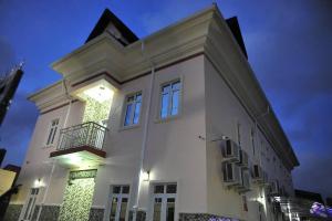House For Sale Surulere Lagos