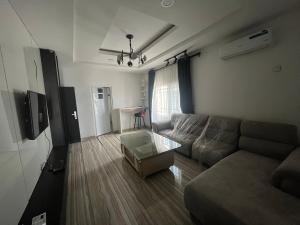 1 bedroom Block Of Flats For Rent Guzape Abuja Phase 1 