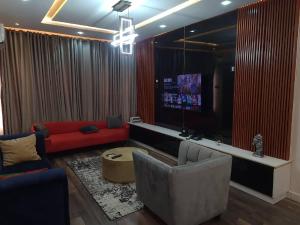 2 bedroom Flat & Apartment For Rent Lekki Phase 1 Lagos