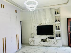 2 bedroom Block Of Flats For Rent Badore Ajah Lagos