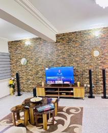 2 bedroom Flat & Apartment For Rent Lekki Phase 1 Lagos