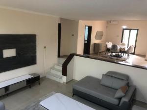 3 bedroom Block Of Flats For Rent Victoria Island 🏝️ Lagos. Victoria Island Lagos 3 bedroom Block Of Flats For Rent Victoria Island 🏝️ Lagos. Victoria Island Lagos