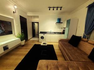 1 bedroom Self Contain Short let Ikeja GRA Lagos 1 bedroom Self Contain Short let Ikeja GRA Lagos