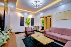 1 bedroom Self Contain Short let Simeon Akinlonu Street Oniru Victoria Island Lagos 1 bedroom Self Contain Short let Simeon Akinlonu Street Oniru Victoria Island Lagos