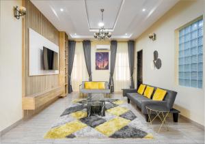 2 bedroom Flat & Apartment Short let Oniru Victoria Island Lagos