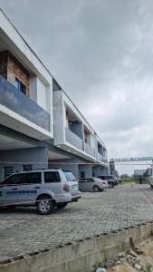 3 bedroom Terrace For Sale Hockley By Landwey, Abijo Gra, Coscharis Motor, Novaire Mall Shoprite. Abijo Ajah Lagos