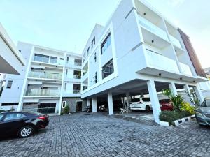 3 bedroom Flat & Apartment For Rent Lekki Phase 1 Lagos