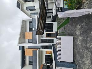 3 bedroom Semi detached Duplex For Rent Chevron Drive Lekki Lagos
