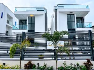 5 bedroom Detached Duplex For Sale Chevron Drive Lekki Lagos 5 bedroom Detached Duplex For Sale Chevron Drive Lekki Lagos