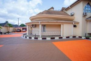 2 bedroom Penthouse Short let Jericho Ibadan Oyo