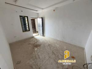 2 bedroom Block Of Flats For Rent Akoka Yaba Lagos