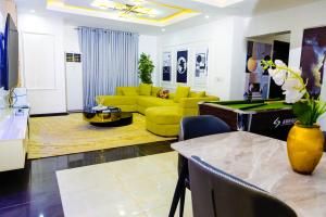 4 bedroom Self Contain Short let Kunsela Road Ikate Elegushi Lekki Lagos