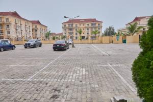 3 bedroom Penthouse For Sale Cadogan Estate Osapa London Lekki Lagos