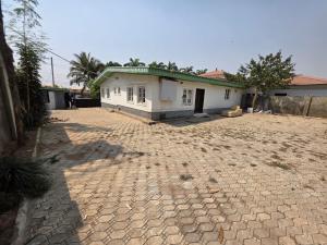 3 bedroom Bungalow For Rent Zone 1-7 Abuja Phase 1 