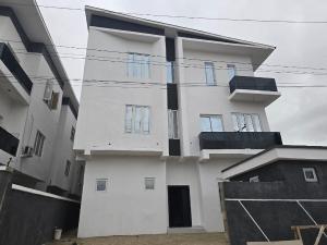 2 bedroom Flat & Apartment For Rent Lekki Phase 1 Lekki Lagos