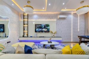2 bedroom Block Of Flats Short let Lekki Phase 1 Lagos 2 bedroom Block Of Flats Short let Lekki Phase 1 Lagos