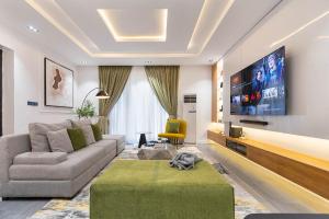 2 bedroom Block Of Flats Short let Lekki Phase 1 Lagos