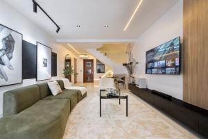 2 bedroom Maisonette Short let Lekki Phase 1 Lekki Lagos