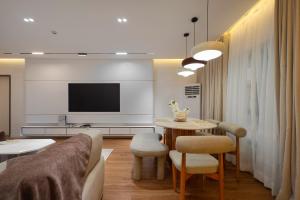 2 bedroom Flat & Apartment Short let Lekki Phase 1 Lekki Lagos