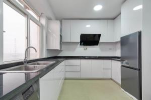 3 bedroom Block Of Flats For Rent Lekki Phase 1 Lagos