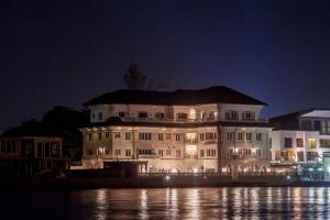 3 bedroom Block Of Flats For Rent Old Ikoyi Lagos