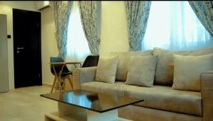 1 bedroom Block Of Flats Short let Kingsley Emu Street, Lekki Phase 1 Lagos 1 bedroom Block Of Flats Short let Kingsley Emu Street, Lekki Phase 1 Lagos