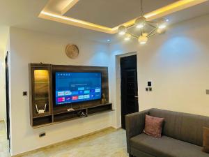 2 bedroom Flat & Apartment For Rent Ikate Lekki Phase 1 Lagos