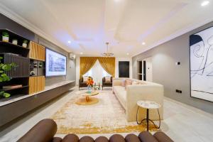 3 bedroom Flat & Apartment Short let Banana Island Estate Banana Island Ikoyi Lagos