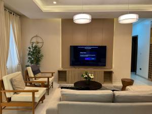 3 bedroom Block Of Flats Short let Inside Banana Island, Banana Island Ikoyi Lagos 3 bedroom Block Of Flats Short let Inside Banana Island, Banana Island Ikoyi Lagos