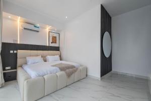 2 bedroom Block Of Flats Short let Lekki Phase 1 Lagos