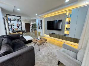 2 bedroom Block Of Flats Short let Lekki Phase 1 Lagos