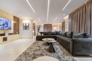 3 bedroom Shared Apartment Short let Victoria Island Lagos