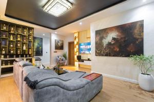 3 bedroom Block Of Flats Short let Admiralty Way Lekki Phase 1 Lagos 3 bedroom Block Of Flats Short let Admiralty Way Lekki Phase 1 Lagos