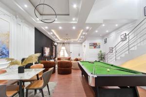 4 bedroom Terraced Duplex Short let Lekki Phase 1 Lagos